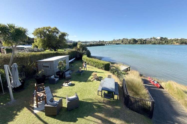 48 Wainui Road Raglan_28