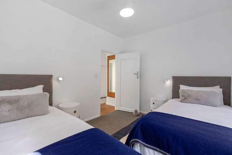 277 Queens Drive Lyall Bay_20