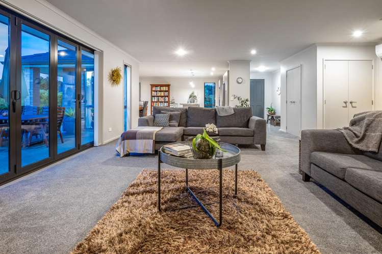 1 Simpson Crescent Raumati Beach_11
