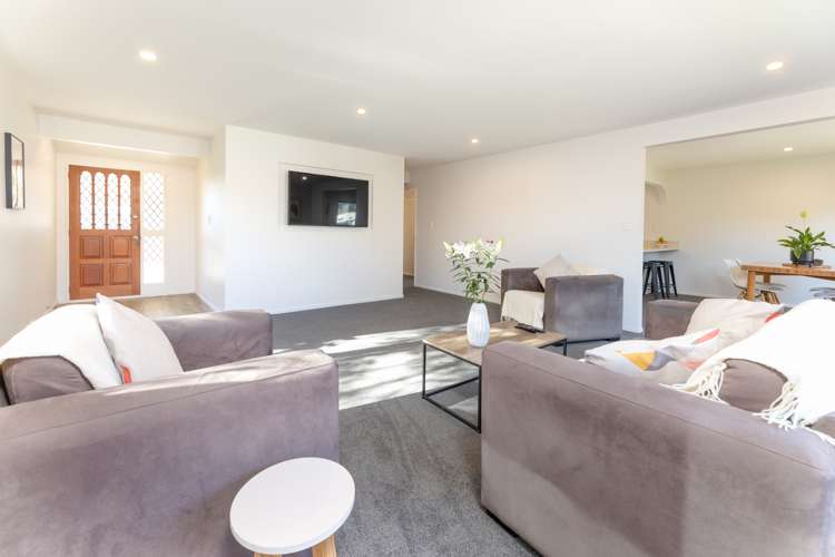 38 Millstream Drive Lincoln_7