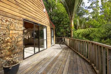 92 Laingholm Drive_3