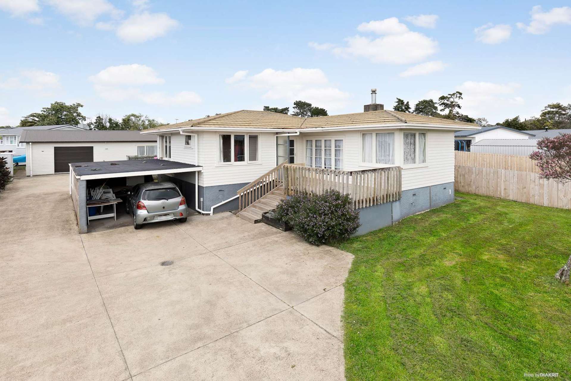 6 Maybelle Place Kelston_0