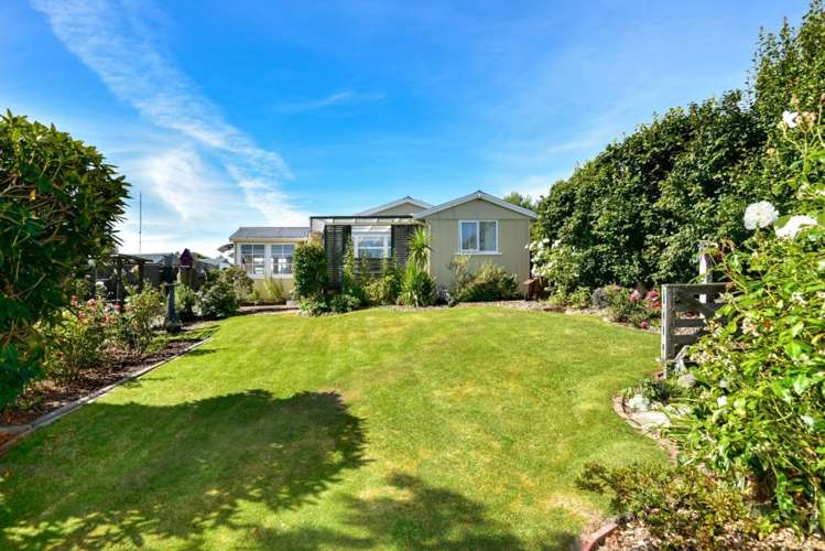 73 Pacific Drive Southbridge_7