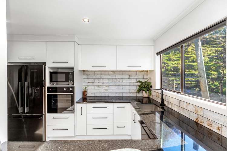 439 Cambridge Road Tauriko_17