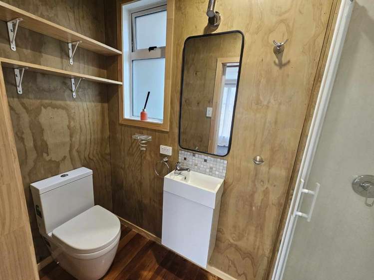 433 Somme Parade Aramoho_6