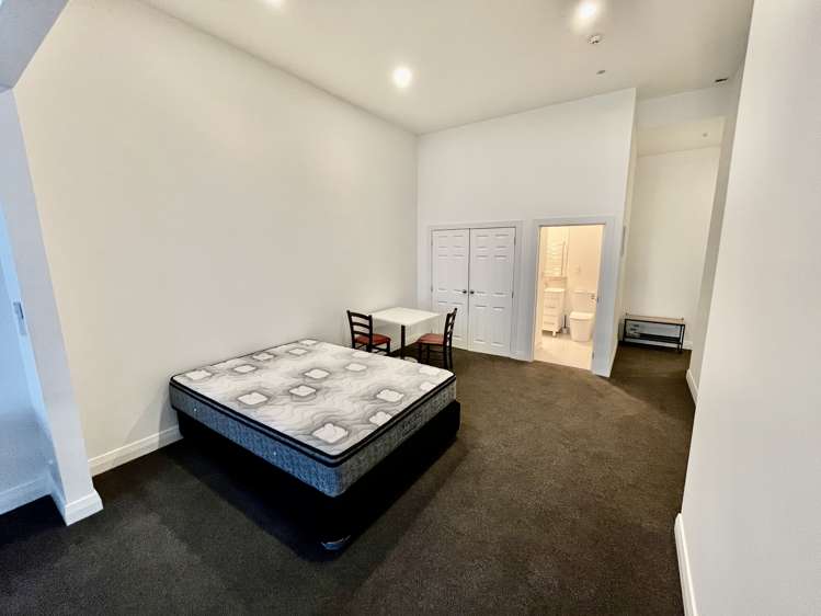 2/231 Victoria Street Hamilton Central_2