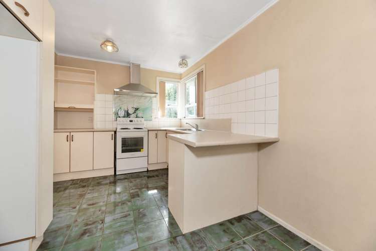 18 Bridge Avenue Te Atatu South_11