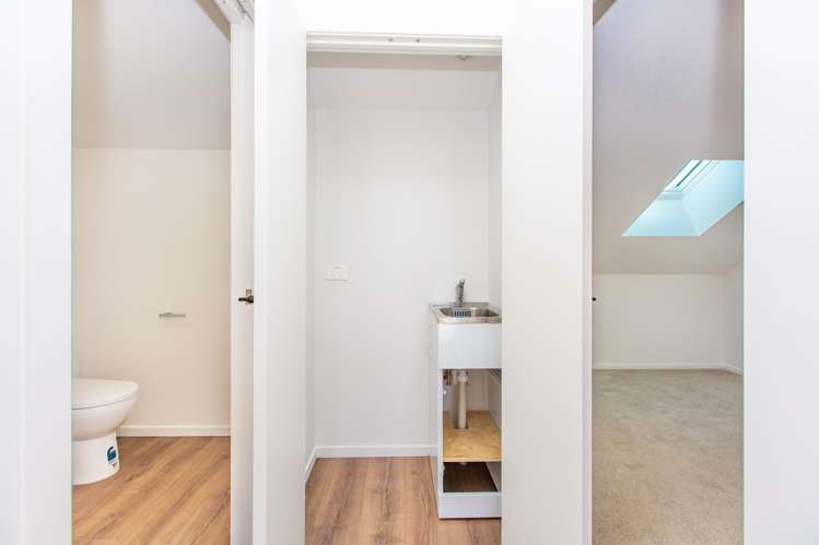 12 Nau Mai Road Raglan_11