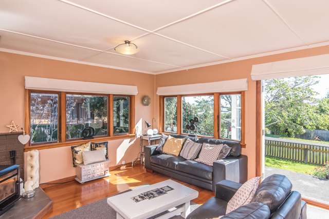 1/23 Kaka Road Raumati Beach_1