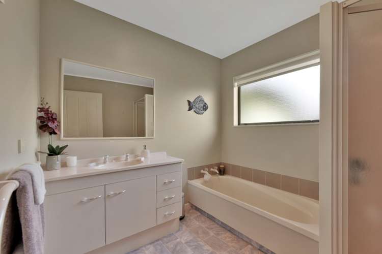 12 Appaloosa Avenue Richmond_14