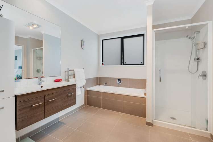 43 Cape Cod Drive Gulf Harbour_17