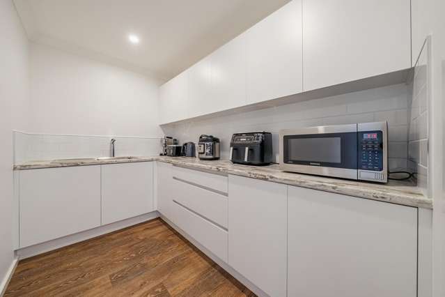 111 Queen Charlotte Drive Aotea_4