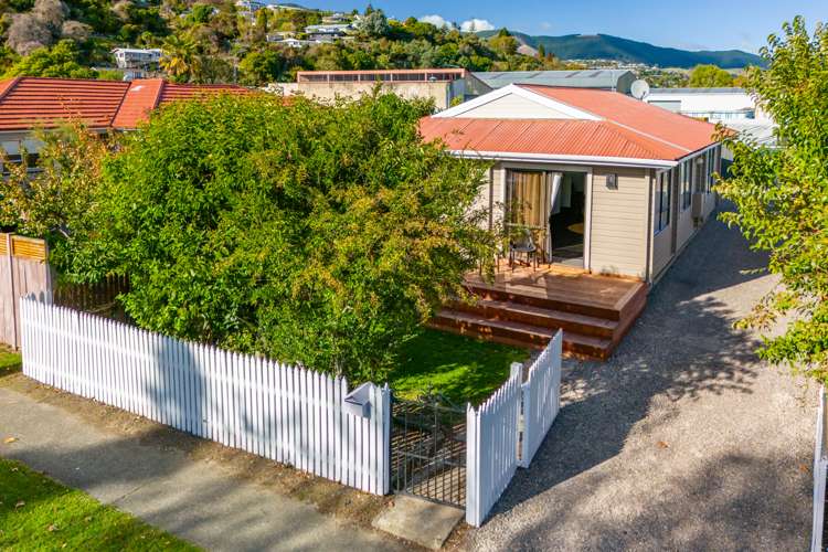 2/7 Green Street Tahunanui_16