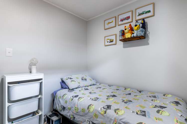 1/16 Edwin Freeman Place Ranui_12