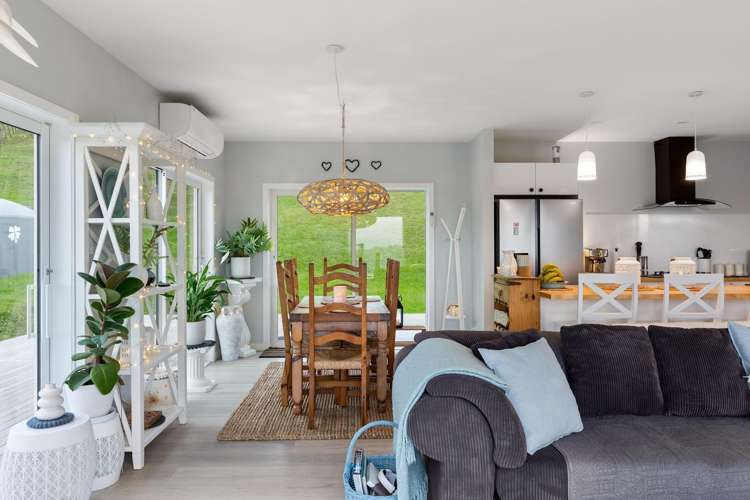 225 Wheatstone Road Wainui_10