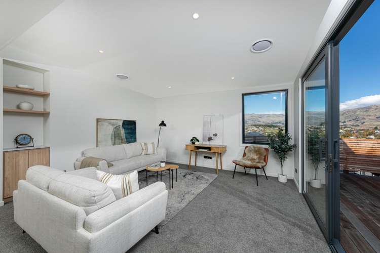 2/87 Mills Road Wanaka_11