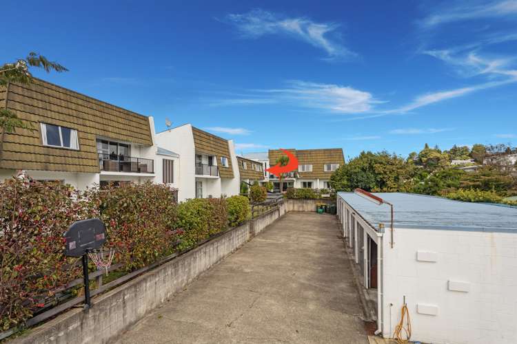6/2 Carling Road_0