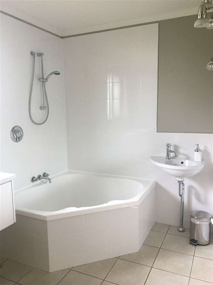 Fairview Road Fairview_13