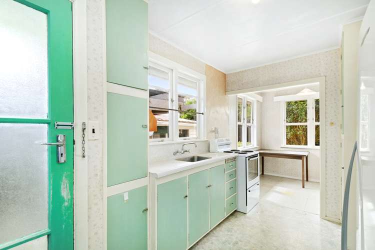 57 Franklyn Road Tawa_5