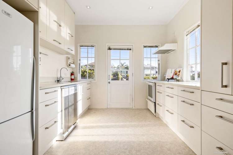 12 Codrington Crescent Mission Bay_9