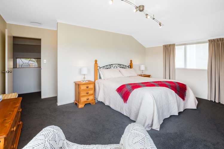 138 Woodman Drive Tawa_25