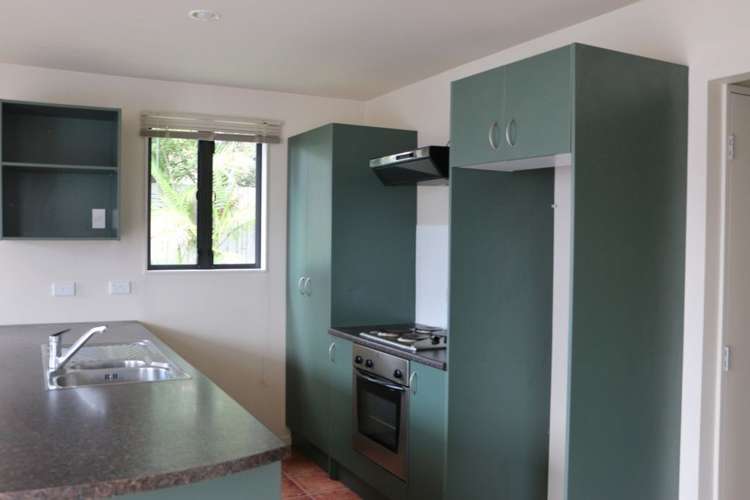 28 Woodbank Drive Glen Eden_5