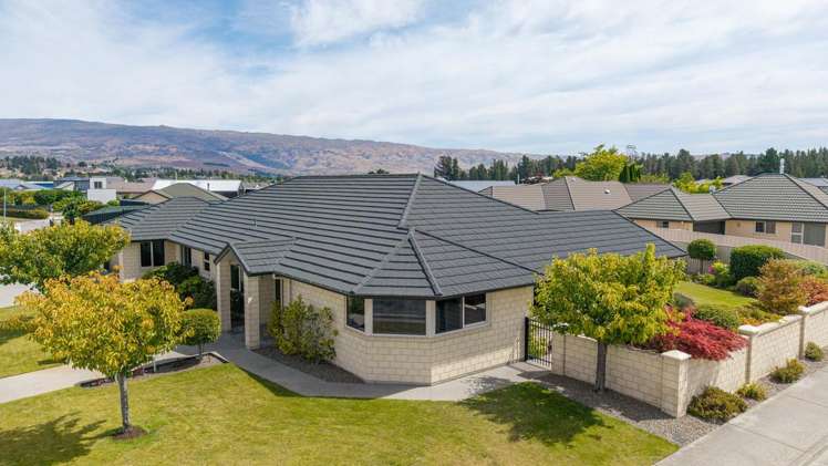 10 Larch Crescent Alexandra_29