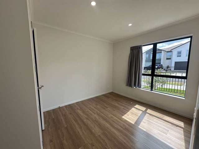 69 Koromeke Street Flat Bush_3