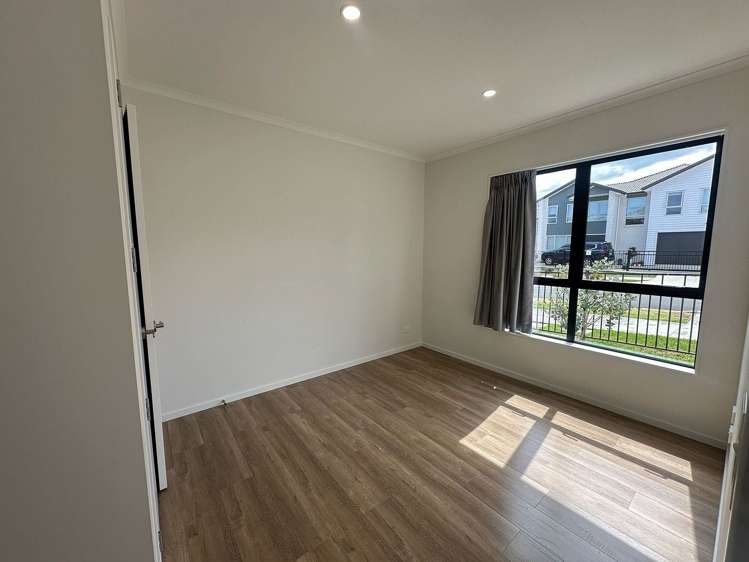 69 Koromeke Street Flat Bush_3