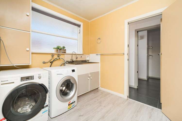 7 Innes Place Roslyn_17