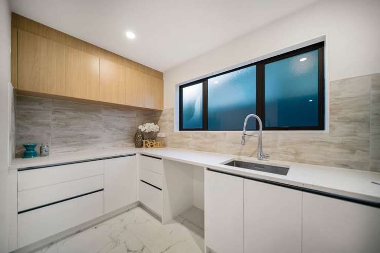 6D Tiroroa Avenue Te Atatu South_15