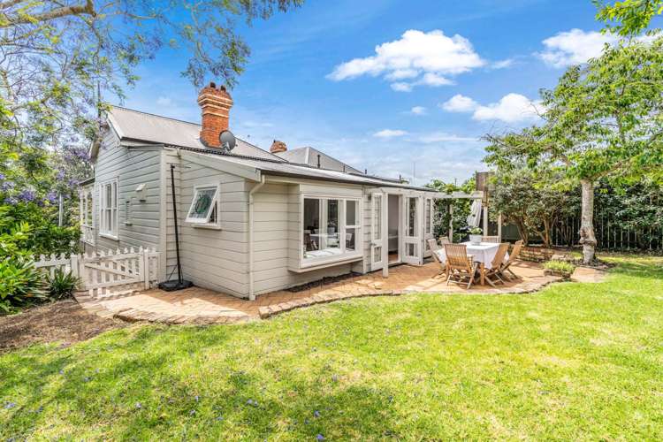 12 Cheltenham Road Devonport_30