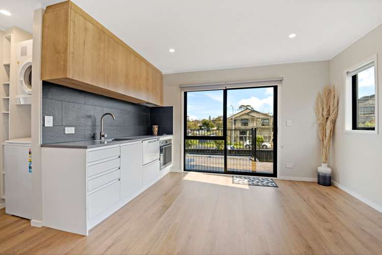 1 Ware Place Pakuranga Heights_12