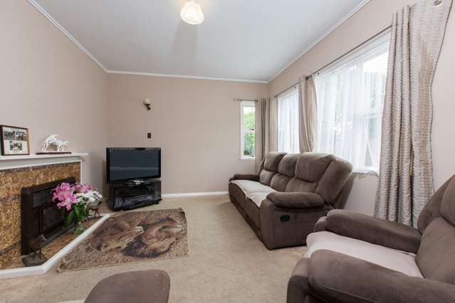 19 Tyburnia Avenue Mount Albert_1