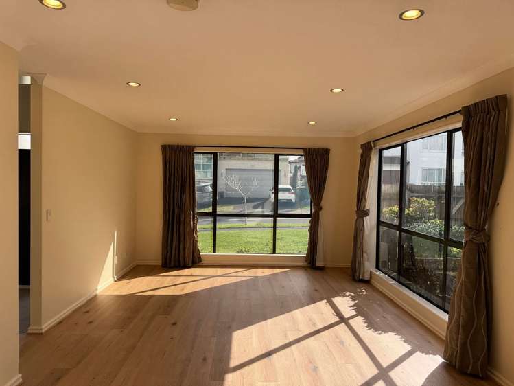 3 Askerne Drive Flat Bush_2