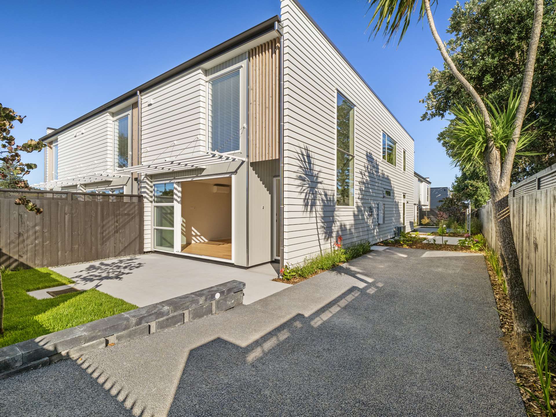 24b Riverview Road Panmure_0