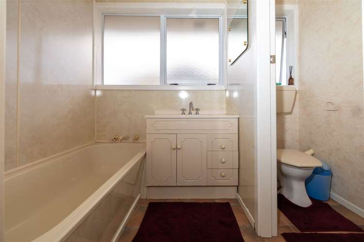 33 Oriana Crescent Hornby_8