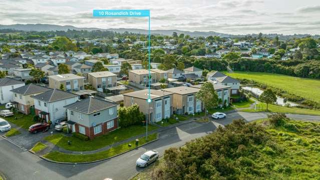 FREEHOLD Townhouse - TWO Carparks