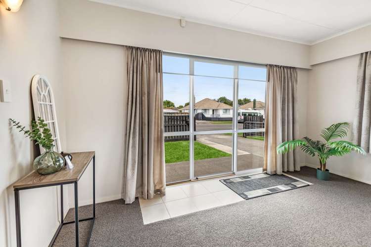 27 Middlesex Street Levin_12