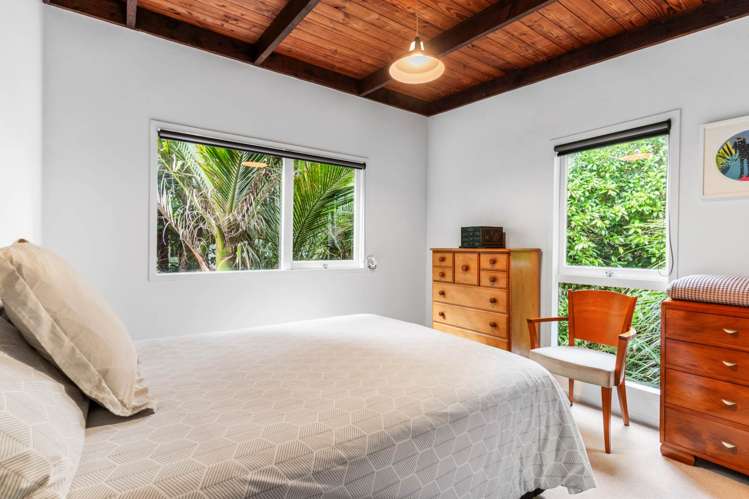 112 Woodlands Park Road Titirangi_12