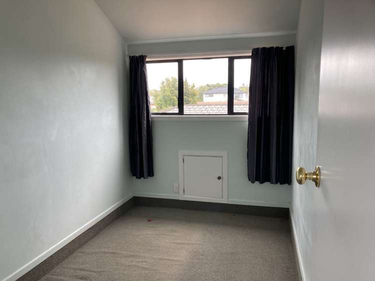 84 Botany Road Botany Downs_12