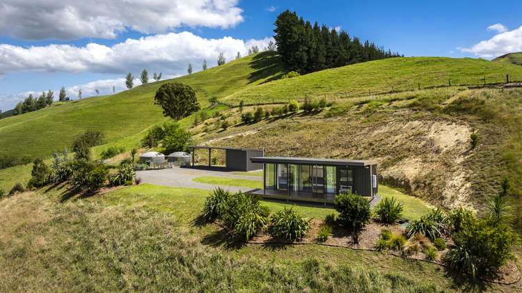 2564 Middle Road Poukawa_26