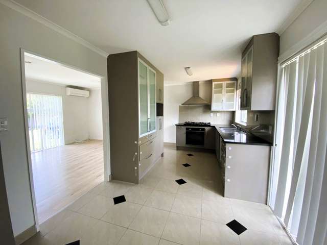 35 Bernina Place Weymouth_2