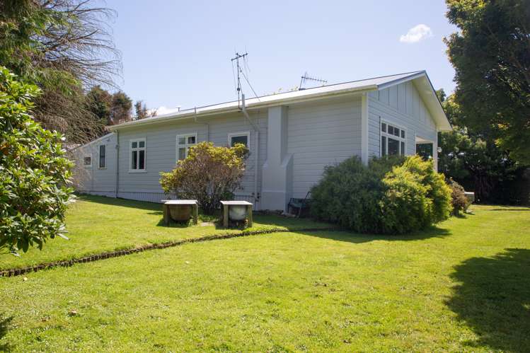 487 France Road Rangitikei Surrounds_19