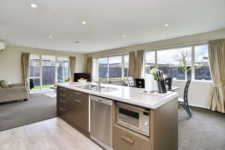 6 Wisteria Lane Rangiora_10