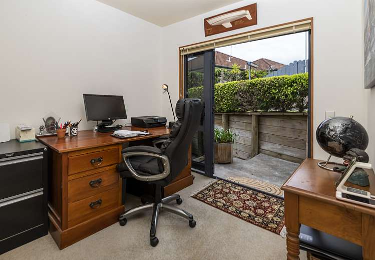 2/8 Waterloo Street Howick_22