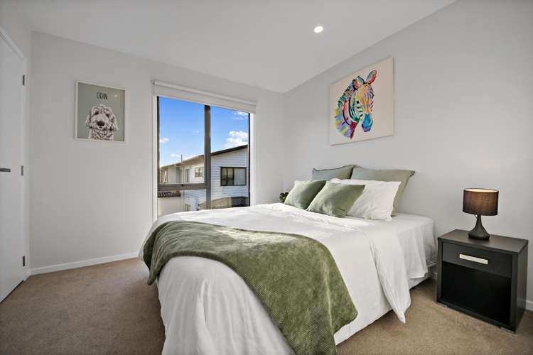 31 Treloar Crescent Hobsonville_11