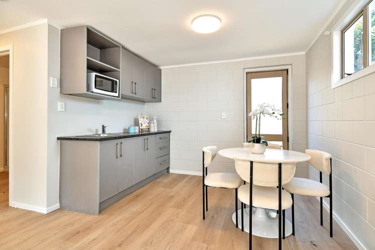 2/29 Earlsworth Road Mangere East_17