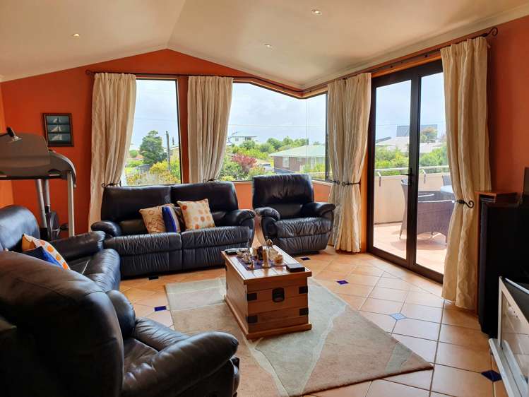 12 Gilbert Road Paroa_5