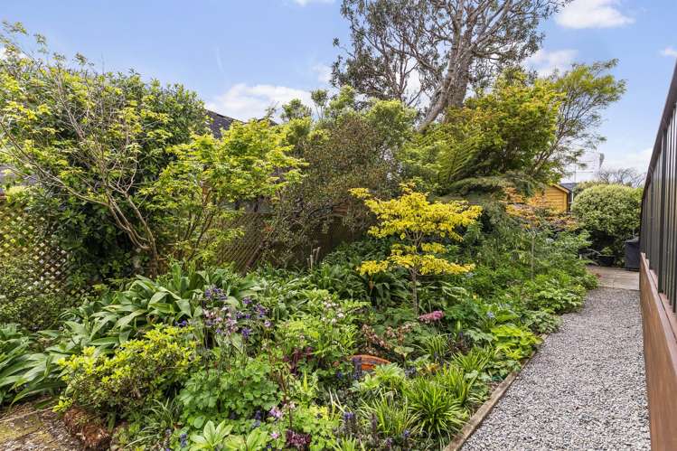 68 Friend Street Karori_26